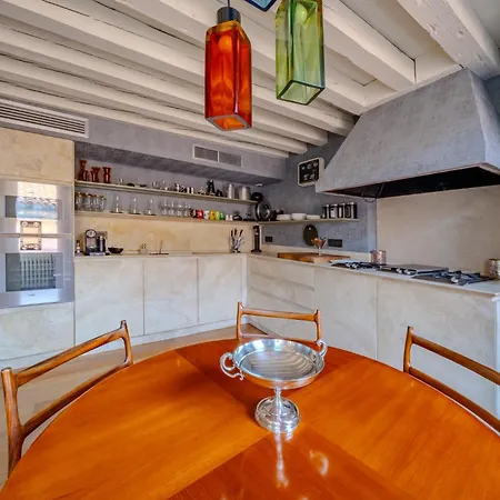 Casa Luce *