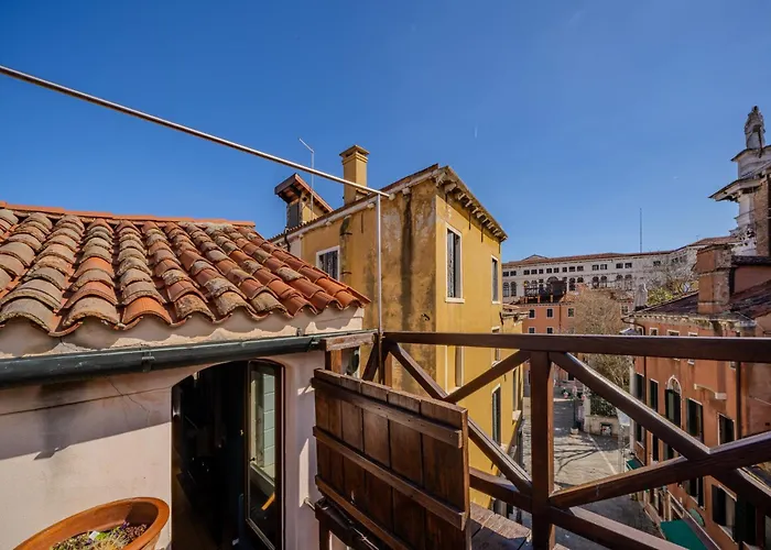 Casa Luce דירה *